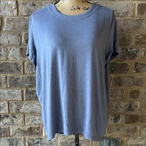 Athleta Top size medium